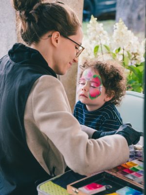 Andréa Sorel Maquilleuse et coiffeuse professionnelle basée à Paris/IDF.